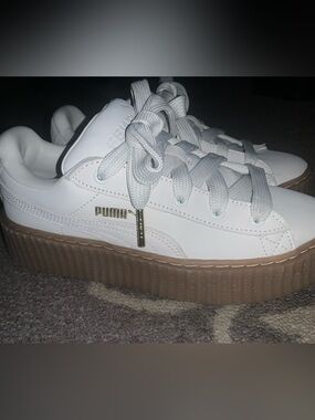 New PUMA Fentys by Rhianna White leather Platform Sneakers with Gum Sole